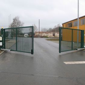 Zur Seite 