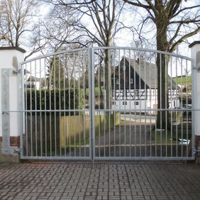 Zur Seite 
